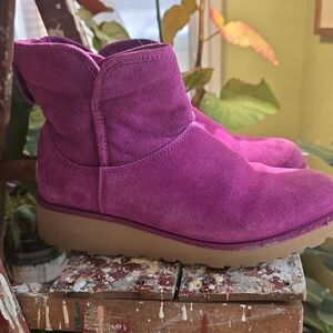 UGG Women's Ankle Boots - Vibrant Purple Suede